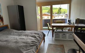 Romantic Mountains Apartment With Whirlpool